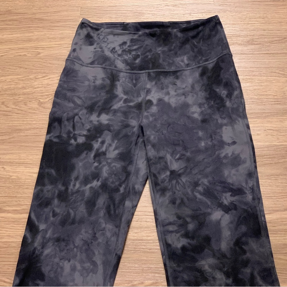 Lululemon Groove Super-High-Rise Flared Pant Nulu Diamond Dye Pitch Grey Size 8 - Picture 6 of 15